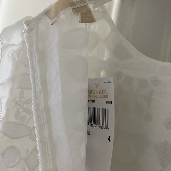 NWT Michael Michael Kors White Geo Lace Pencil Dress, Size 4 - Picture 7 of 16